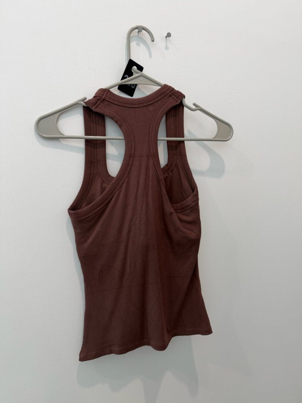 Amazon Brown Razorback Tank Top - Picture 2 of 3
